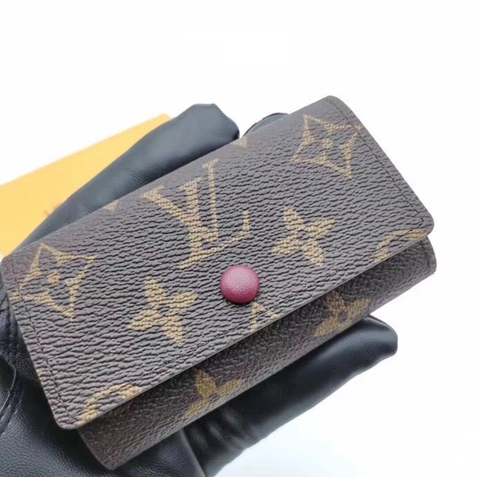 LV 6 KEY HOLDER M62630