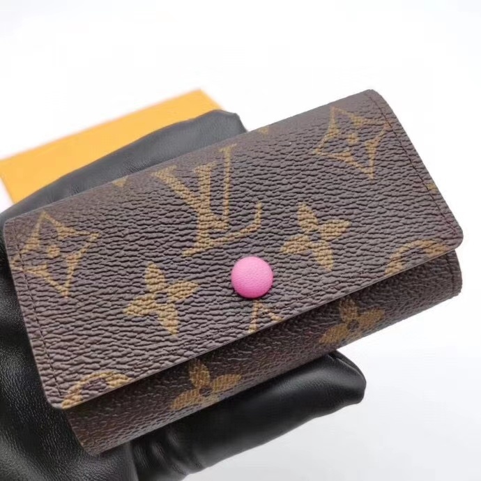 LV 6 KEY HOLDER M62630