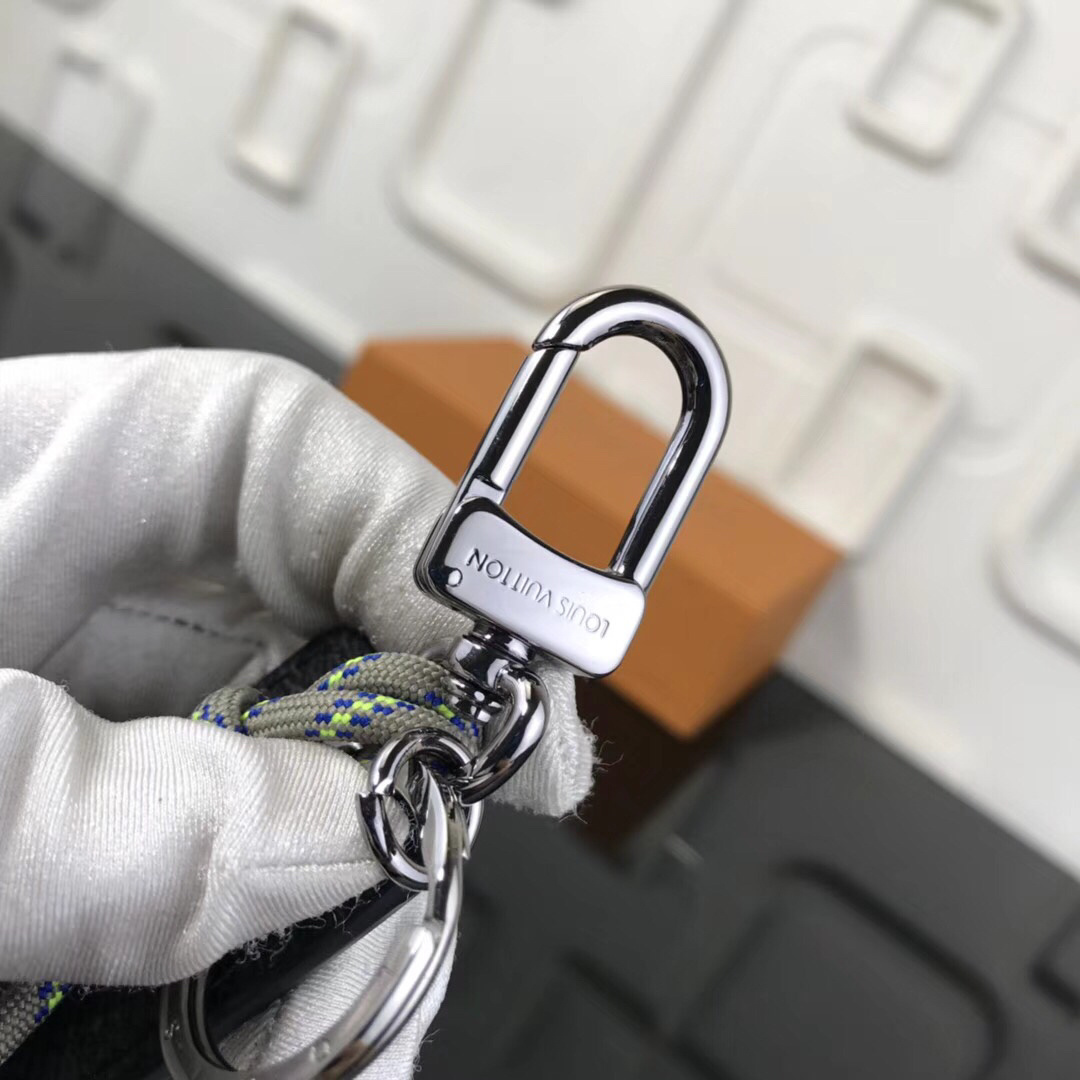 LV Accessories M63338 