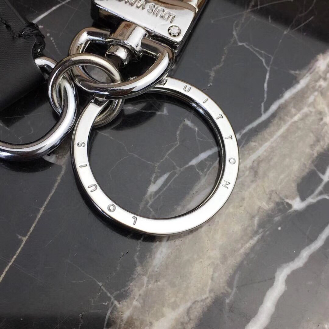 LV Accessories MP0001 