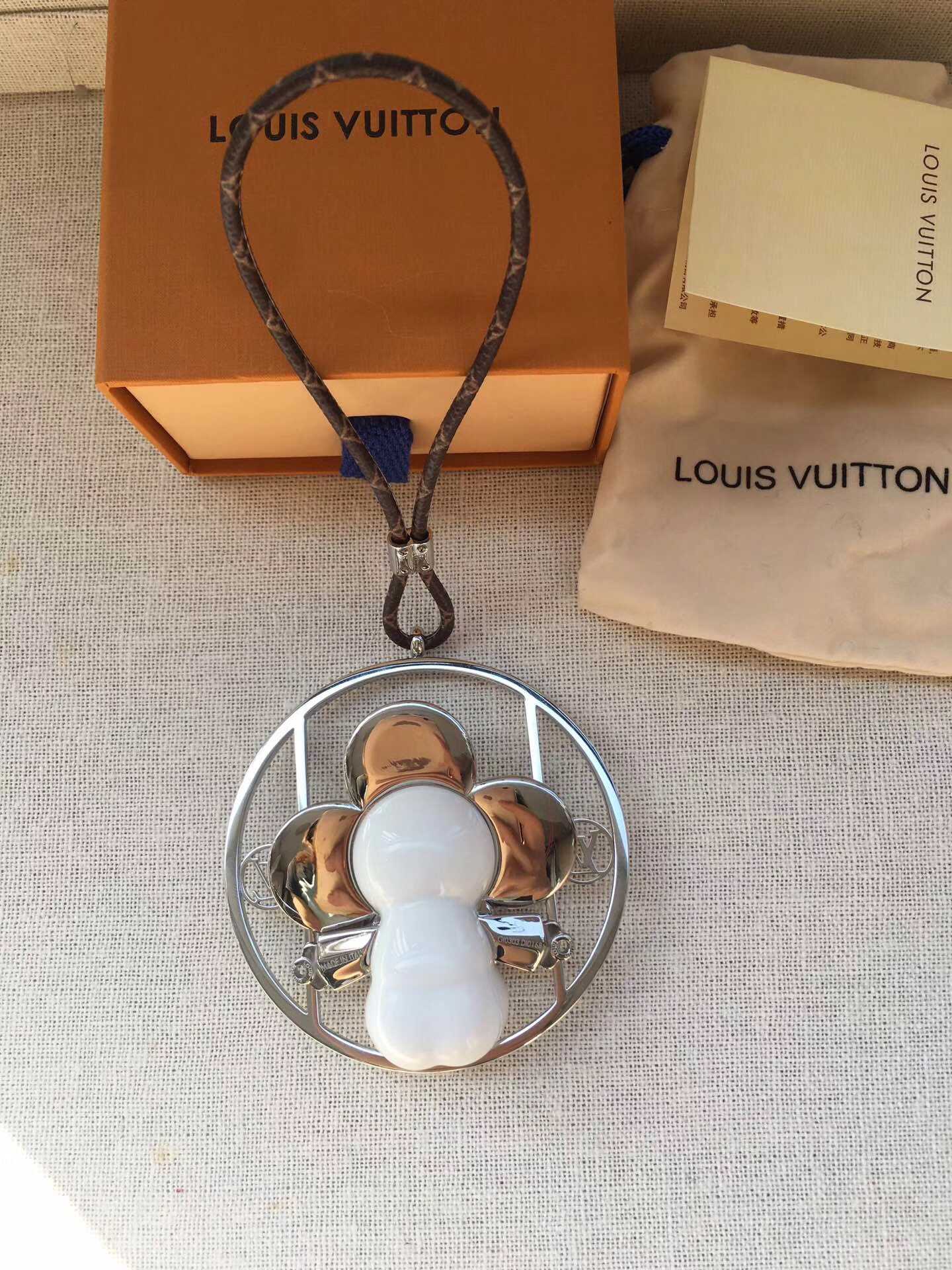 LV Accessories MP0303