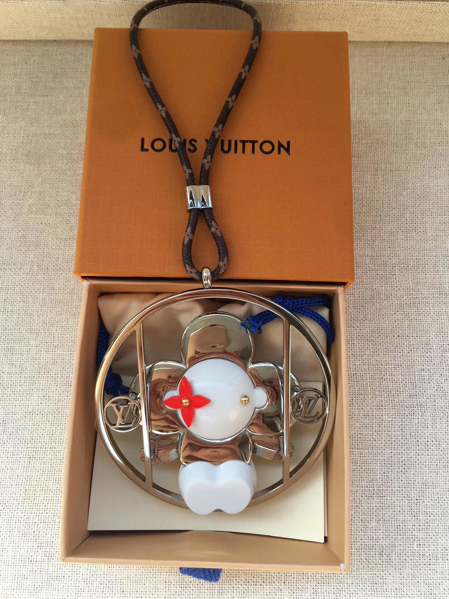 LV Accessories MP0303