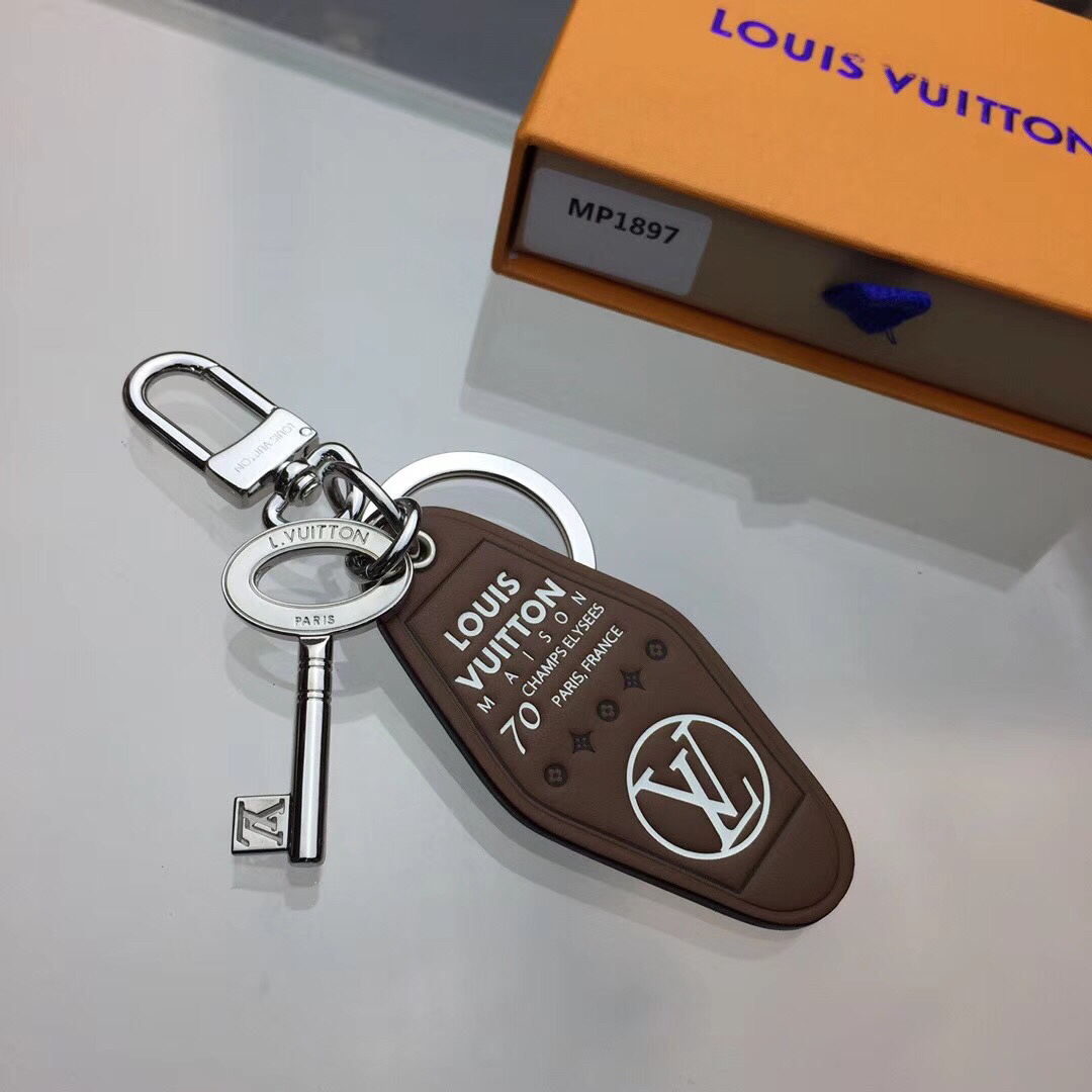 LV Accessories MP1897