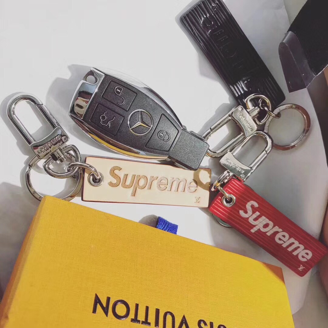 LV Accessories MP2074