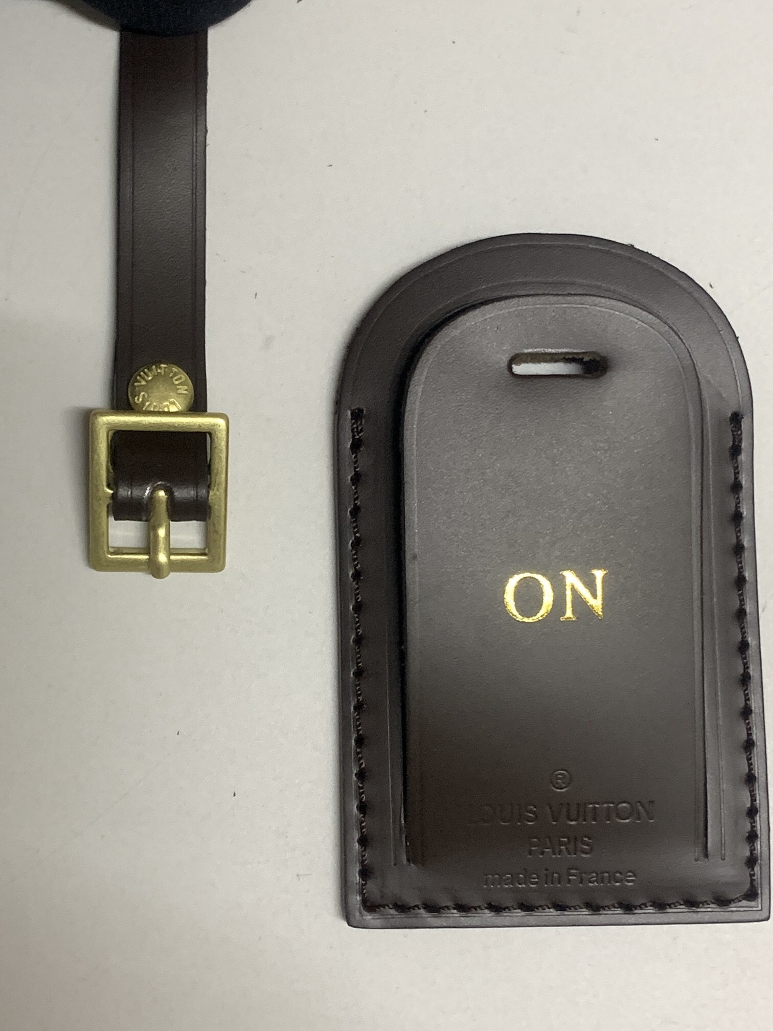 LV Accessories Tag 111108GP