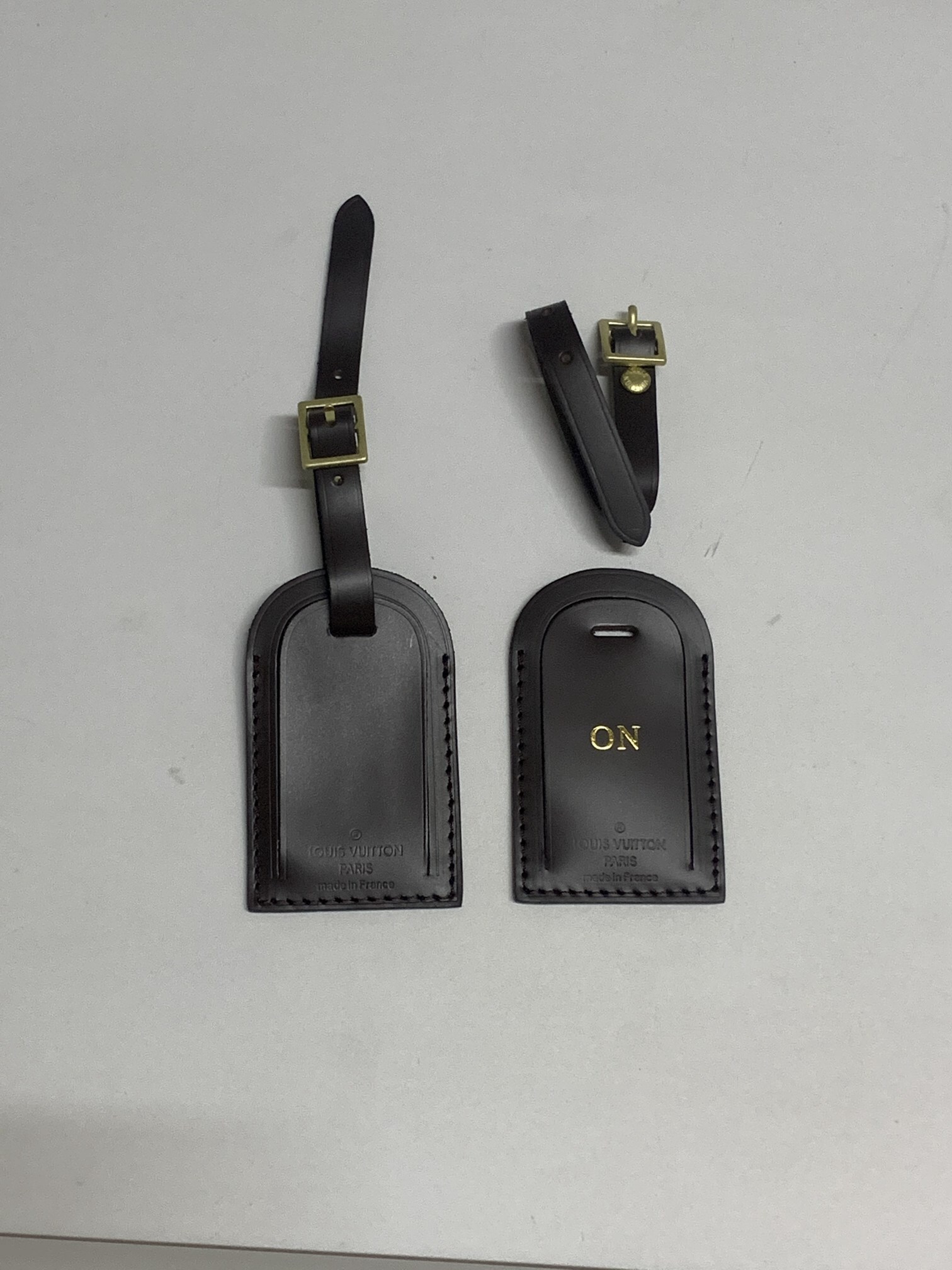 LV Accessories Tag 111108GP