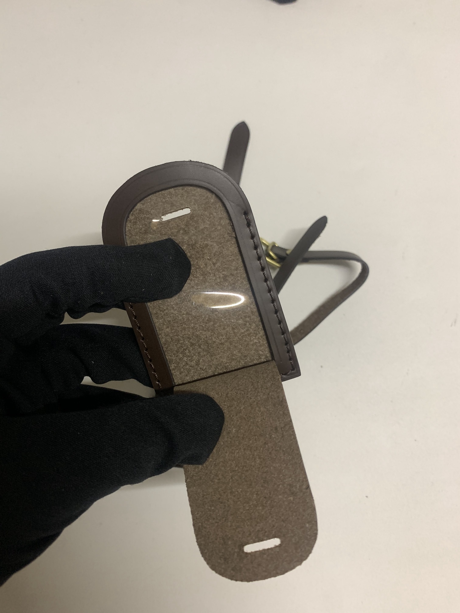 LV Accessories Tag 111108GP