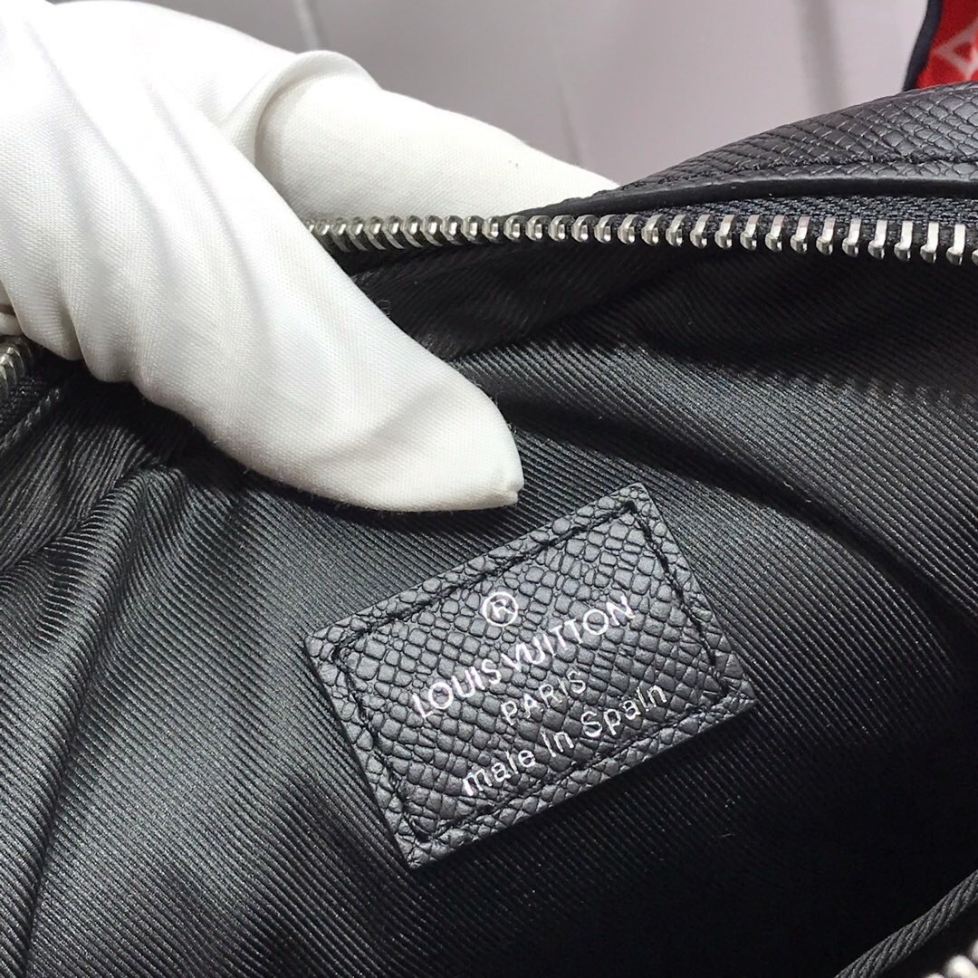 LV ALEX MESSENGER BB M30265