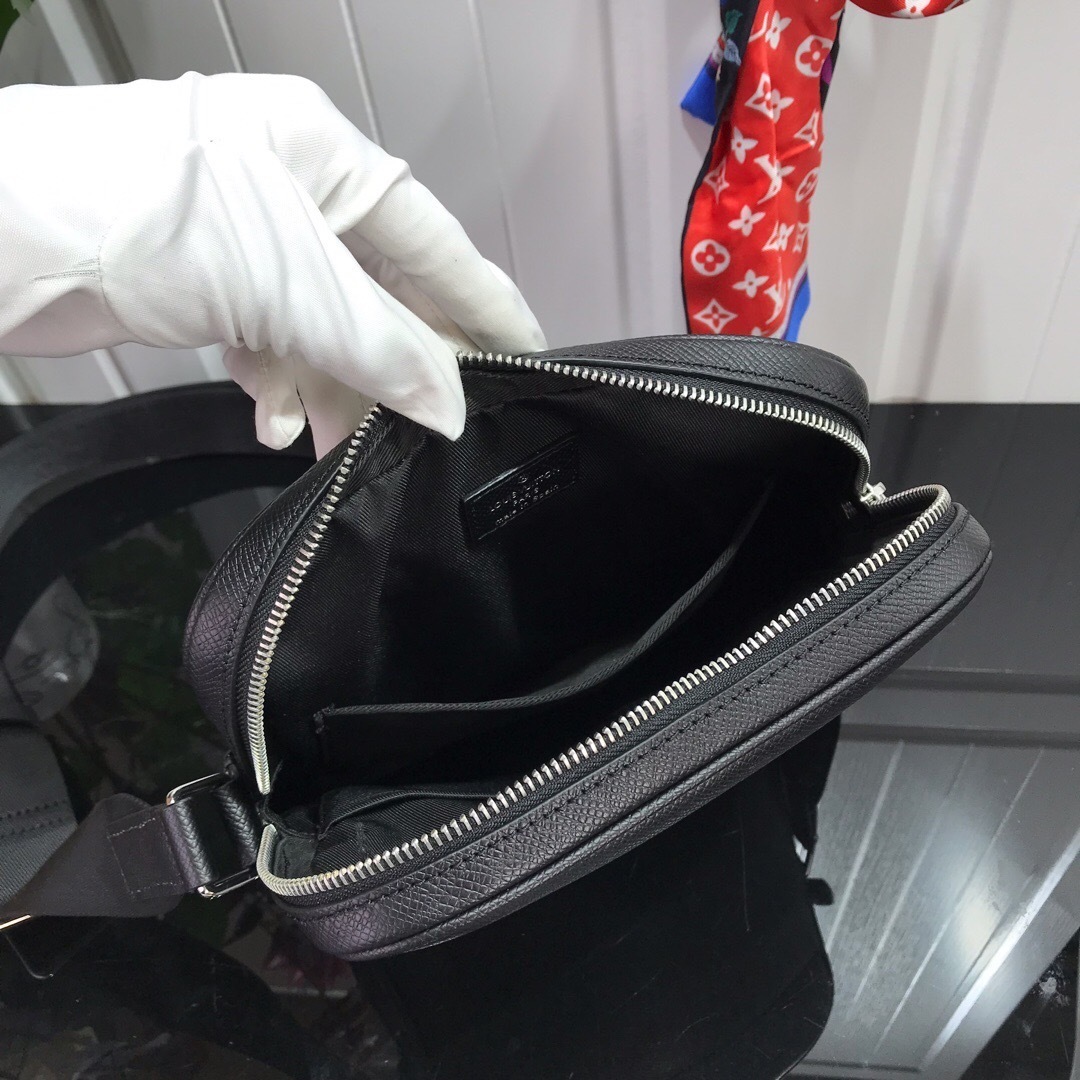 LV ALEX MESSENGER BB M30265