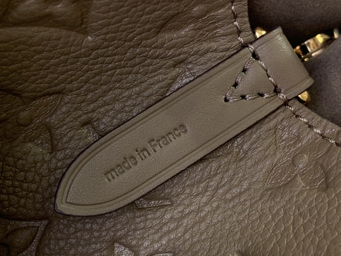 LV ALL IN ONE m25890