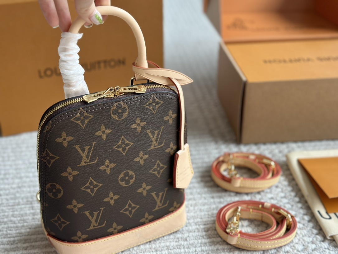 LV Alma 4106T 