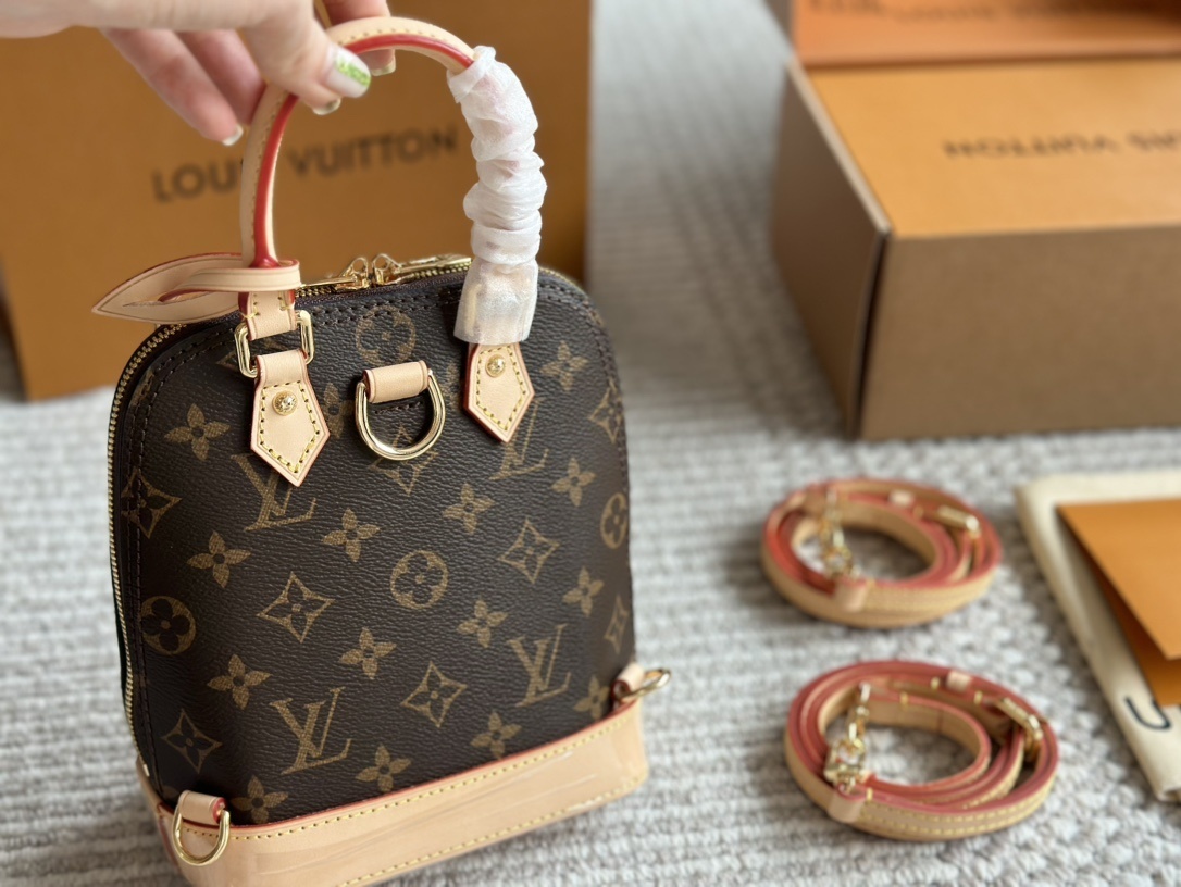 LV Alma 4106T 