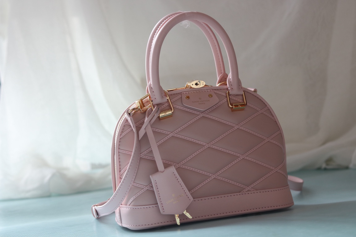 LV Alma 4106T 