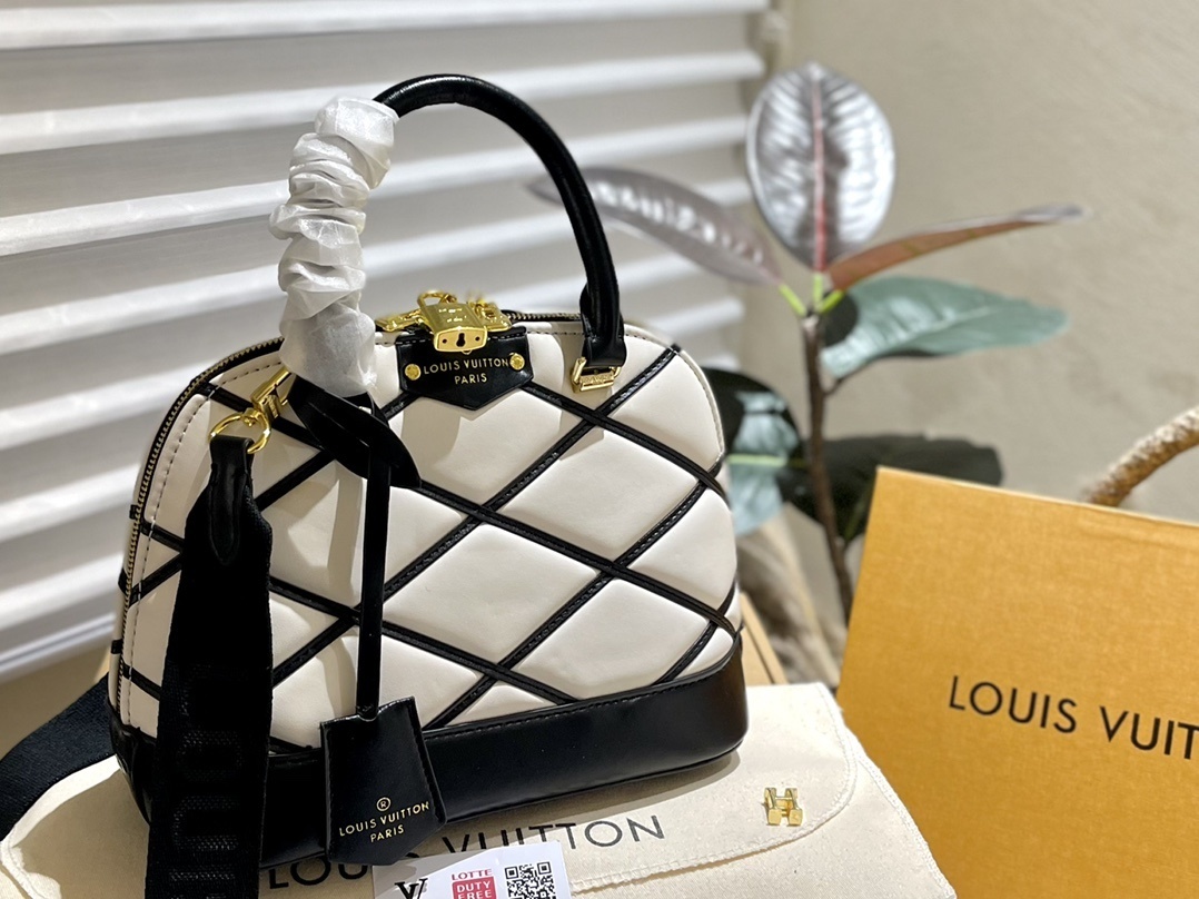LV Alma 4106T 