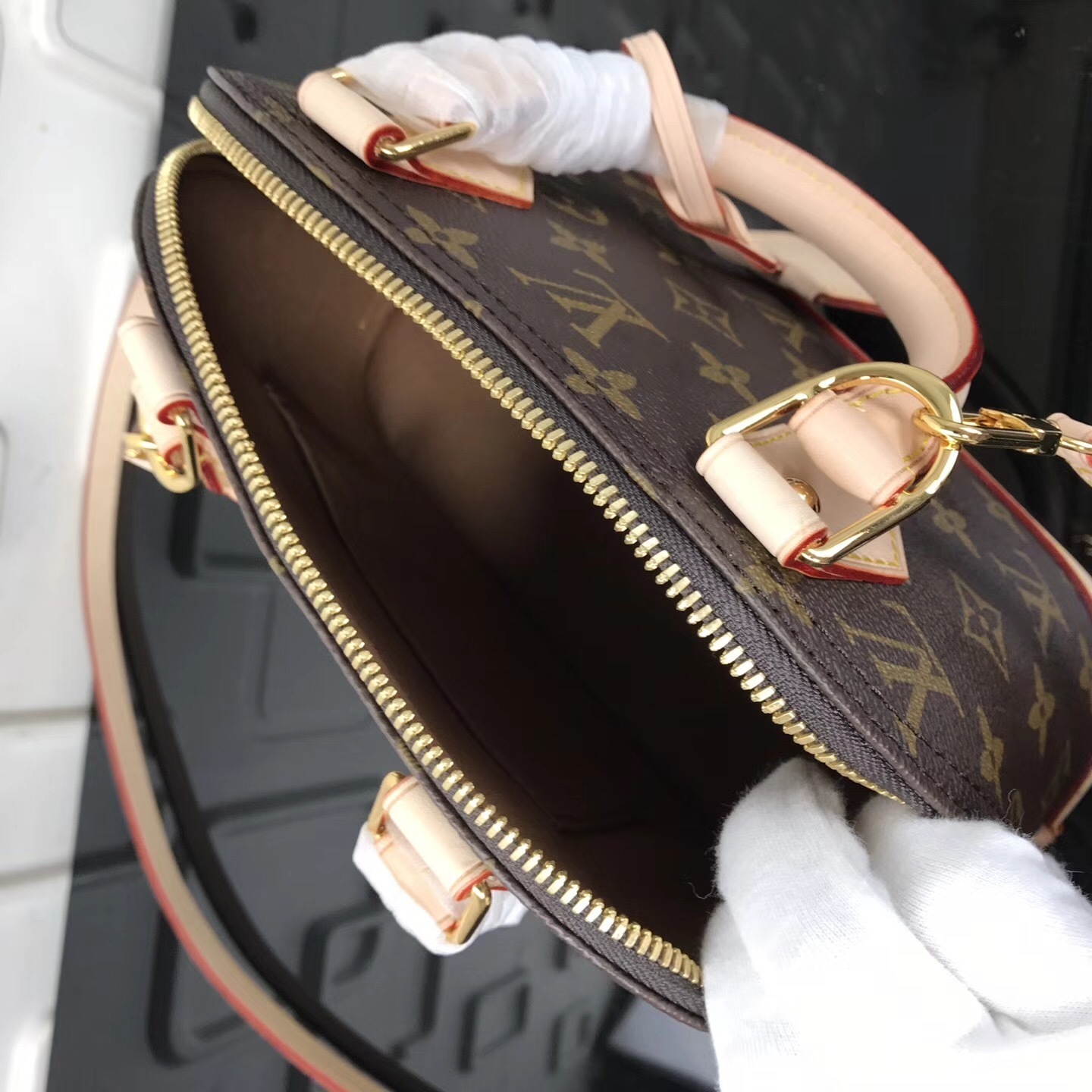 LV ALMA BB Handbag M53152 
