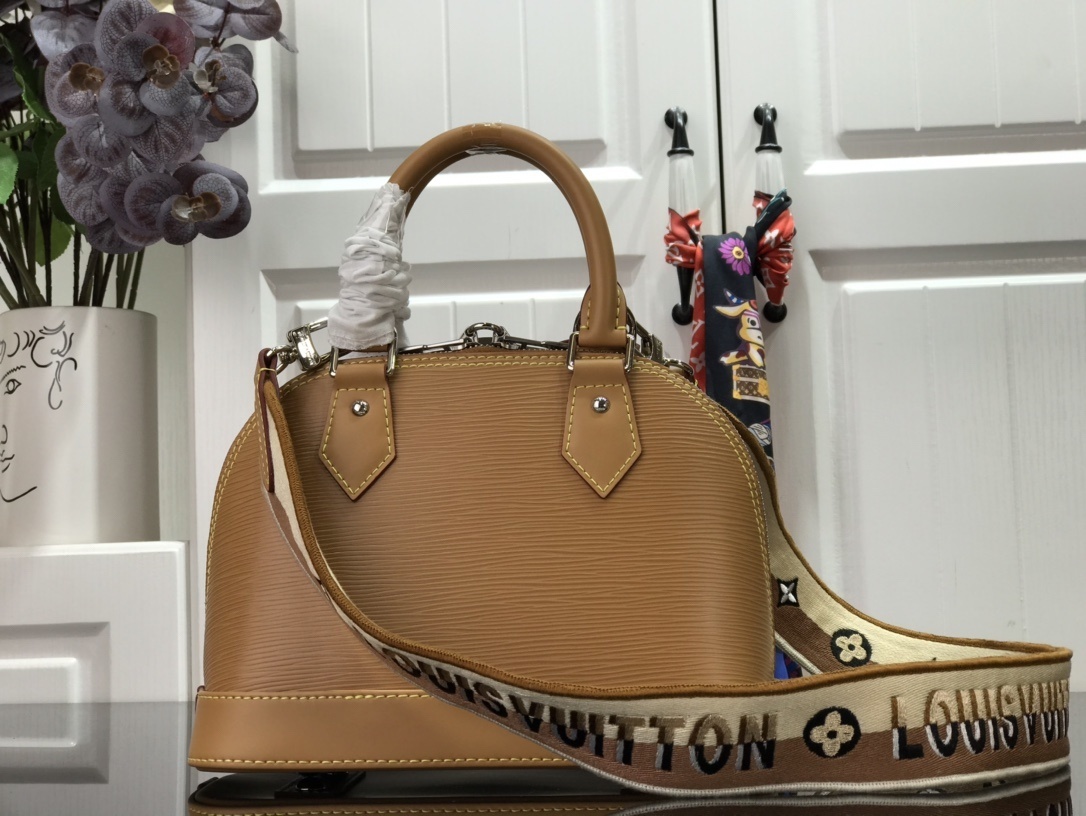 LV ALMA BB M57426 