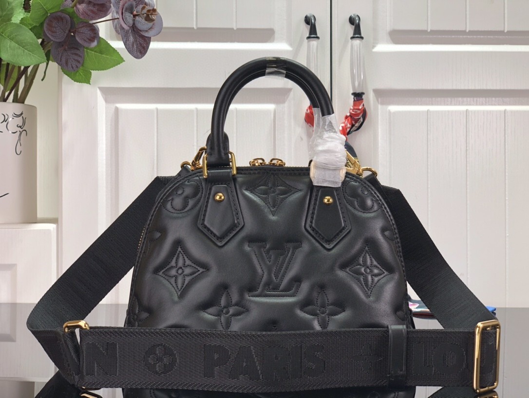 LV ALMA BB M59793