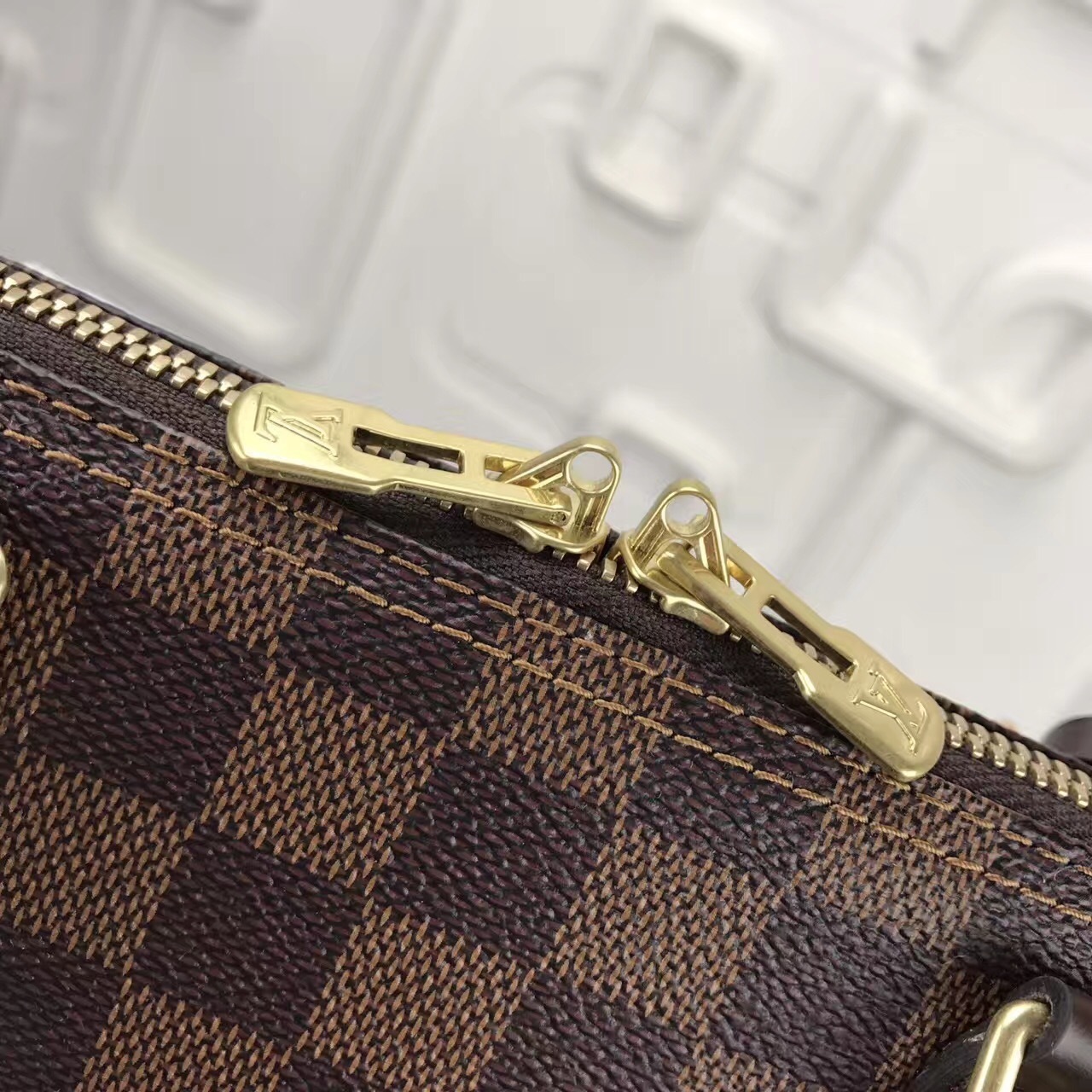 LV ALMA Handbag M53151