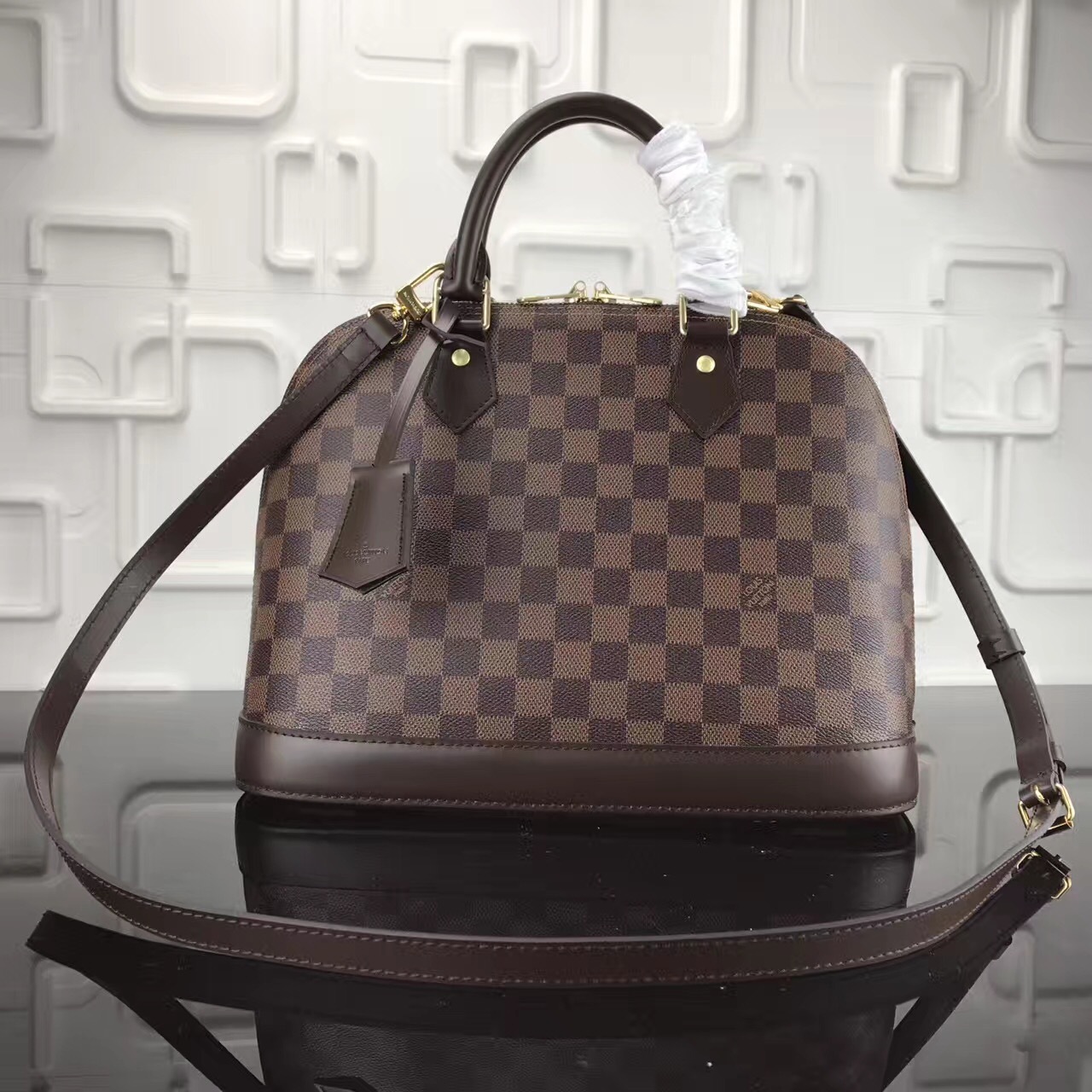 LV ALMA Handbag M53151