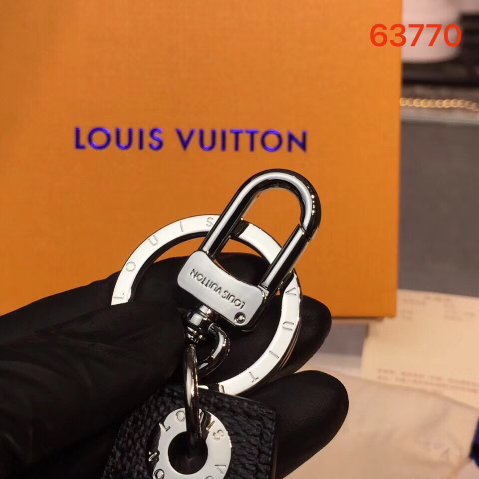 LV ALPES SMALL ENCHAPPE BAG CHARM AND KEY HOLDER M63770