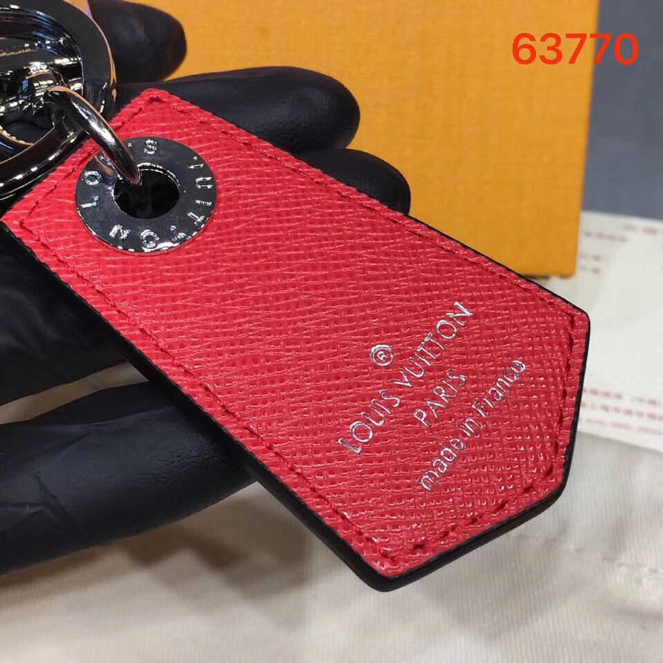 LV ALPES SMALL ENCHAPPE BAG CHARM AND KEY HOLDER M63770