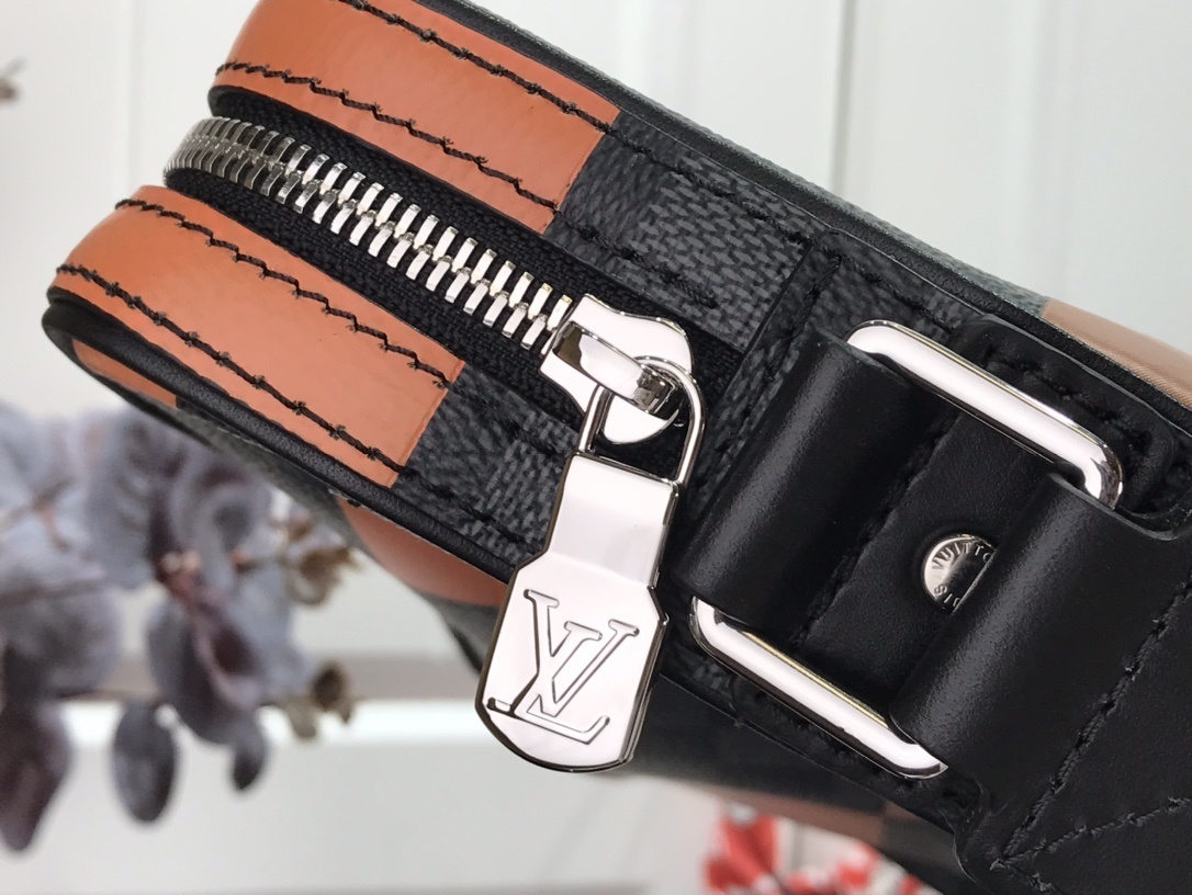 LV ALPHA MESSENGER N40408