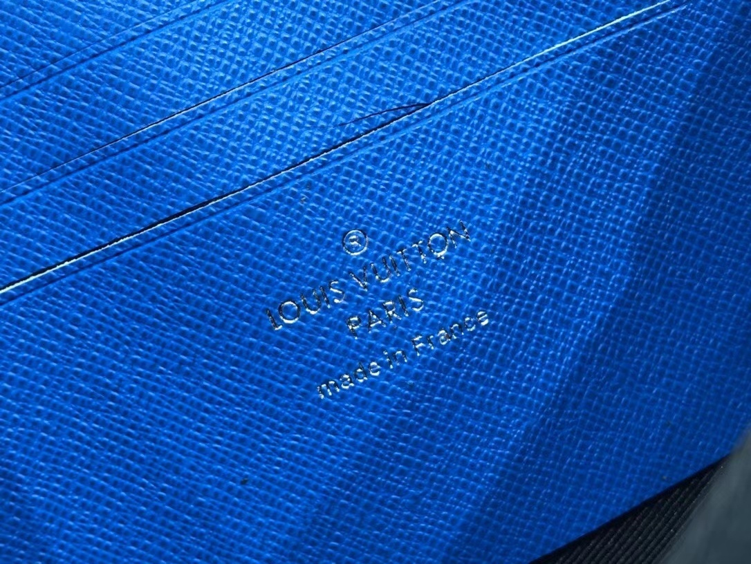 LV ALPHA WEARABLE wallet N60414