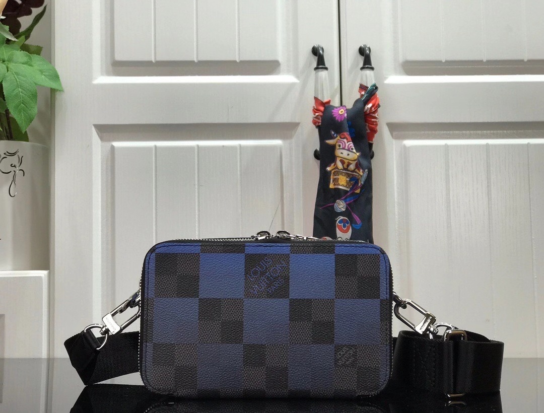 LV ALPHA WEARABLE wallet N60414