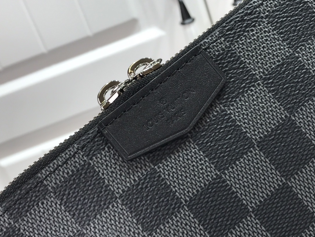 LV ALPHA WEARABLE wallet N60418