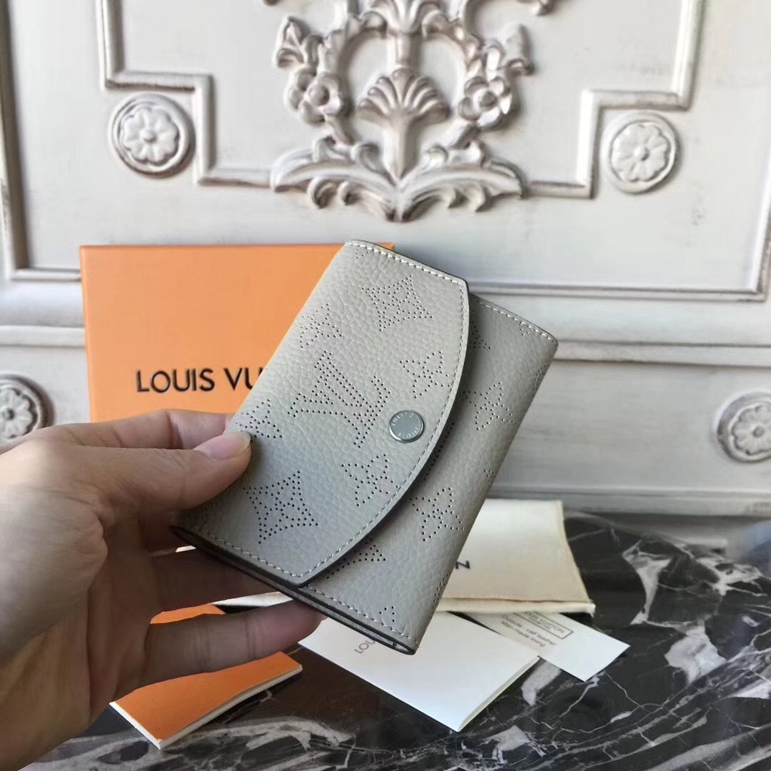 LV ANAE wallet M64050 
