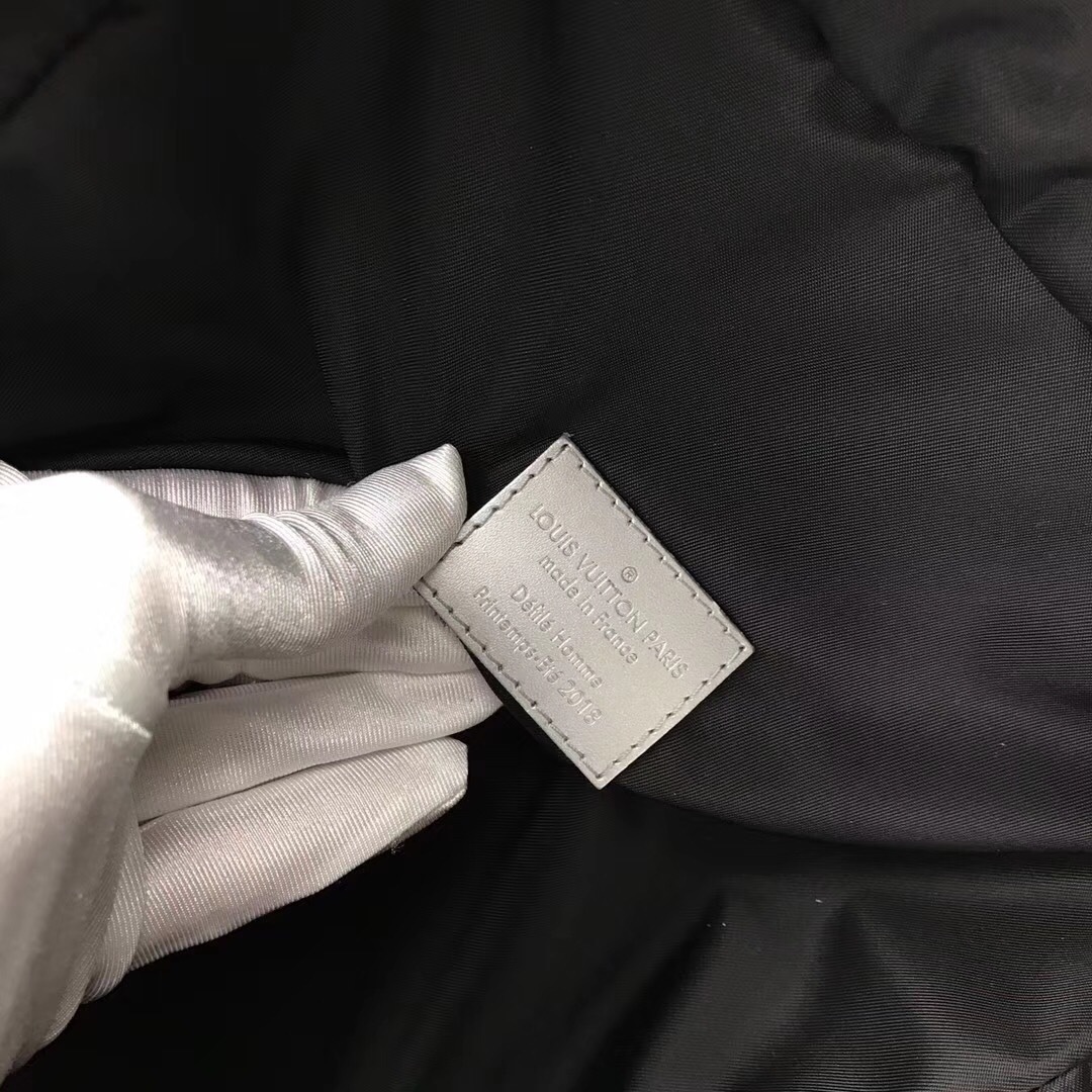 LV APOLLO Backpack M43849