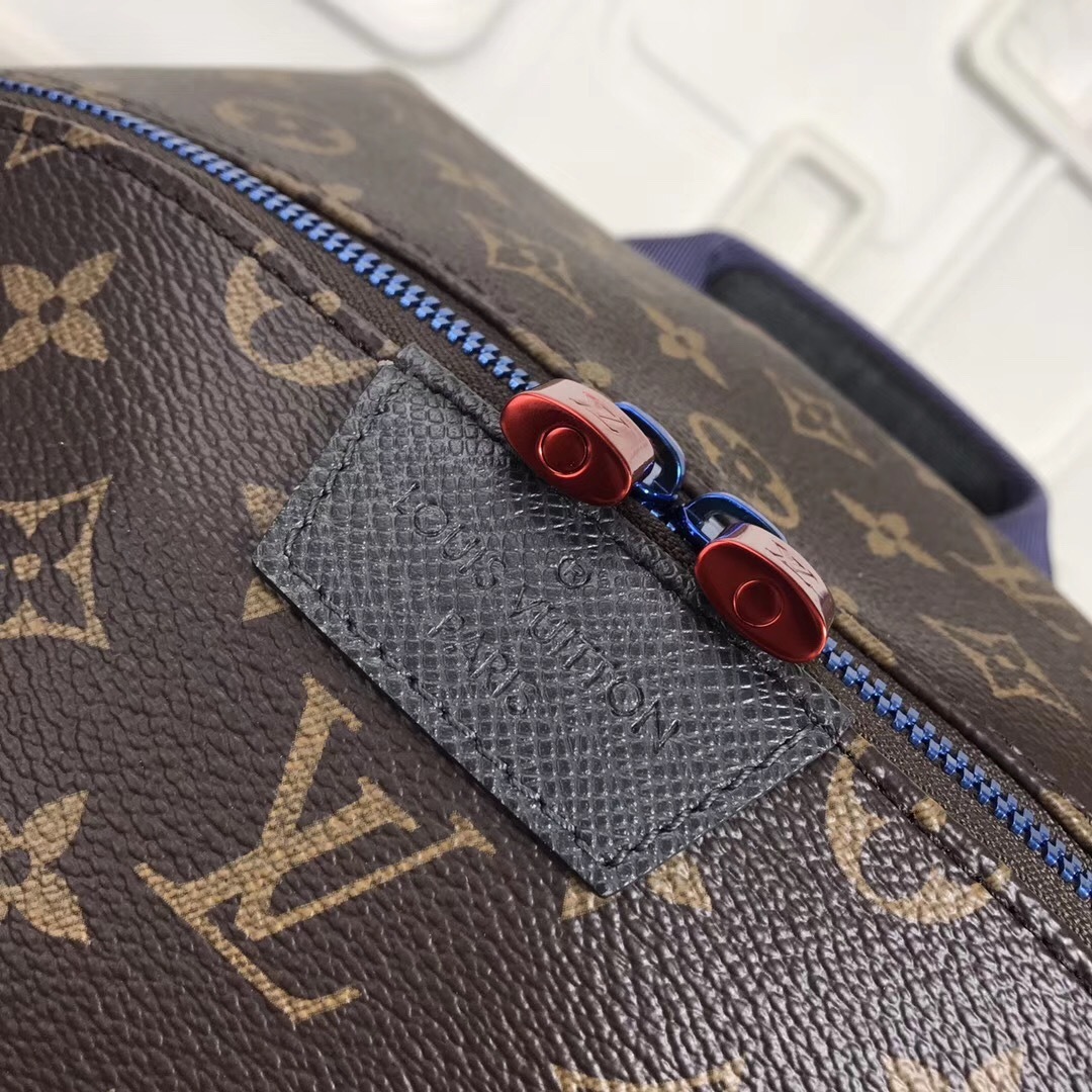 LV APOLLO Backpack M43849