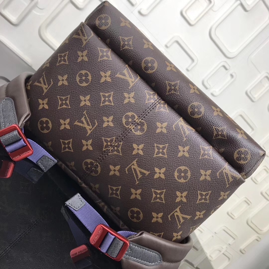 LV APOLLO Backpack M43849