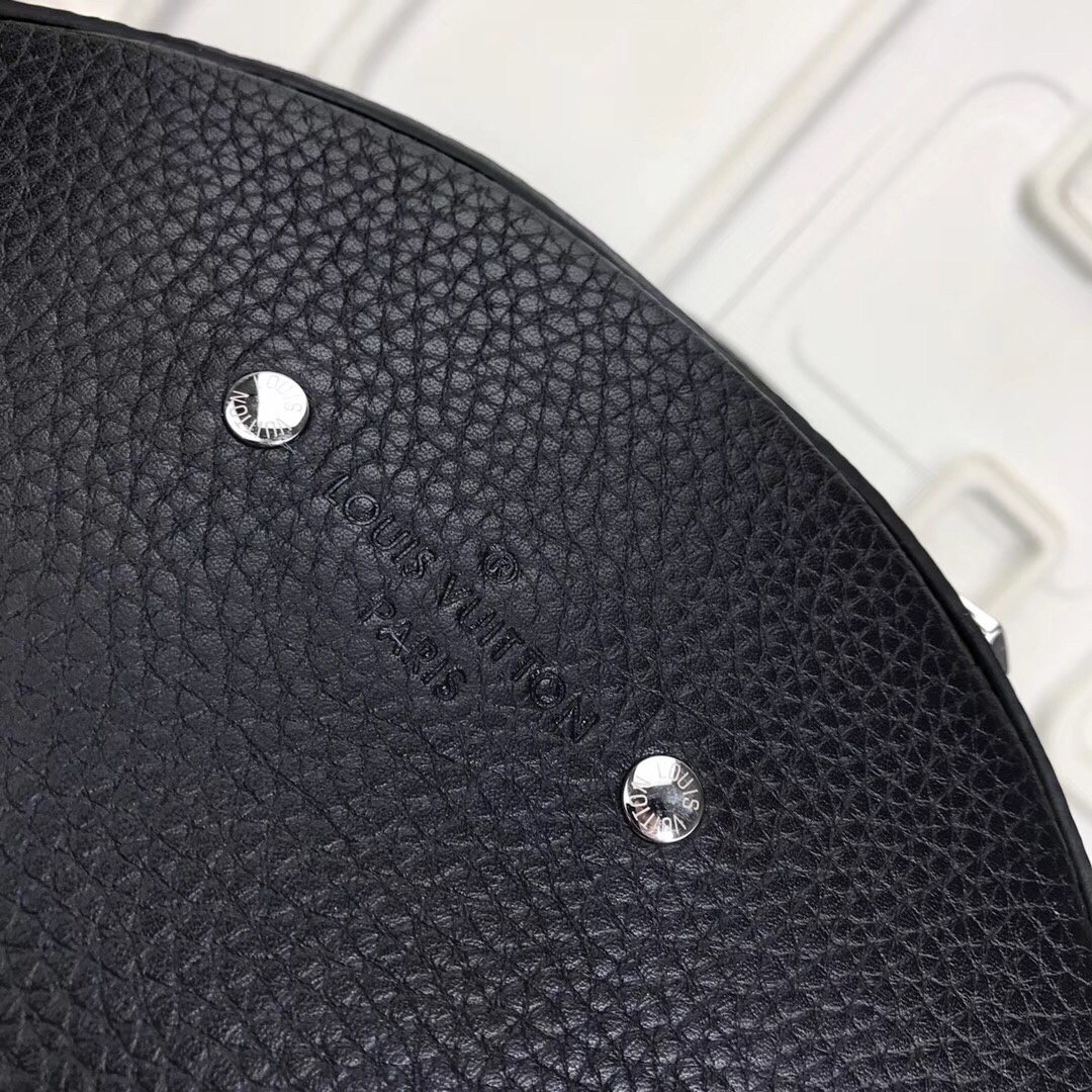 LV ARMAND Backpack M53439