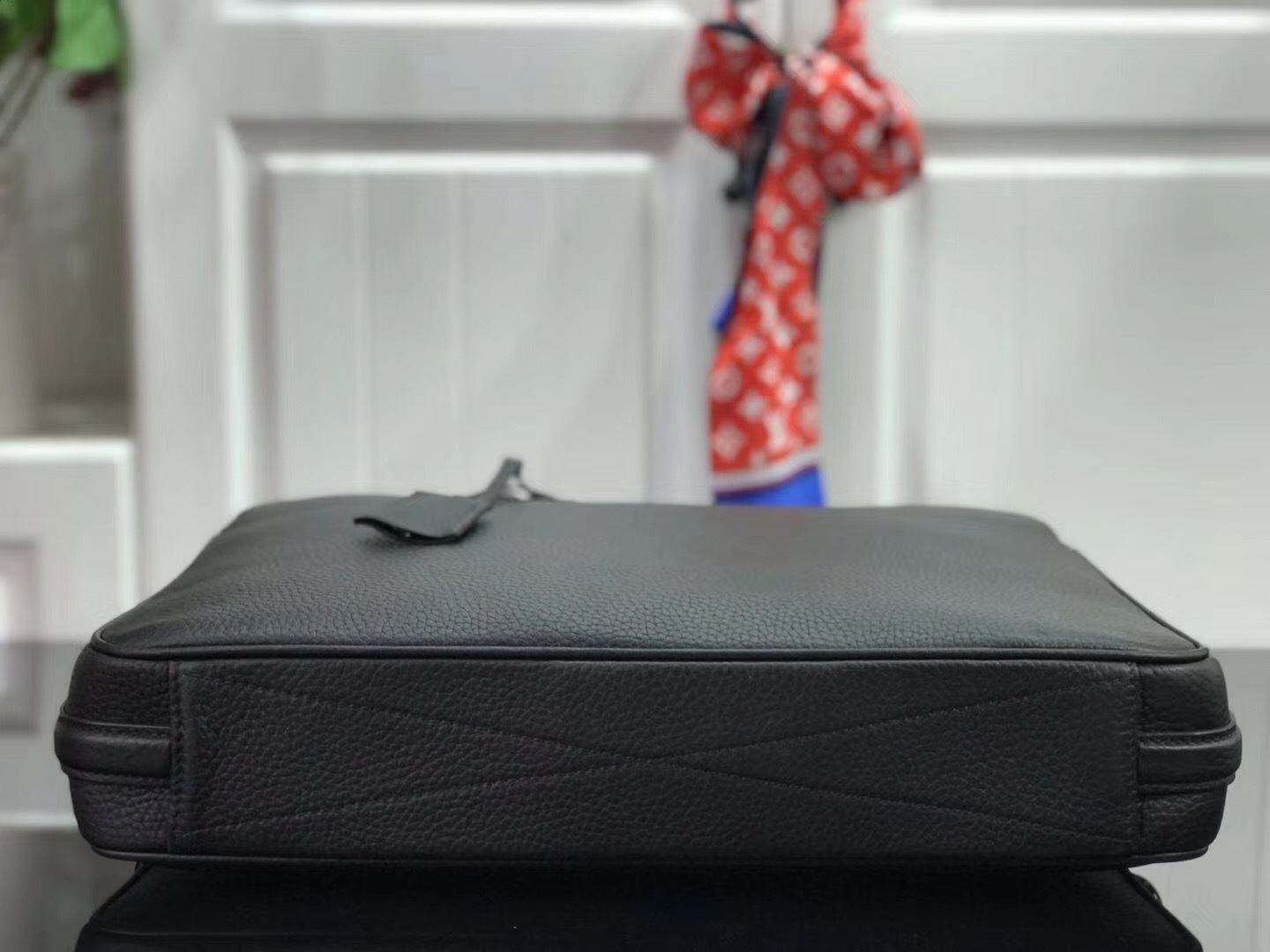 LV ARMAND BRIEFCASE M42680