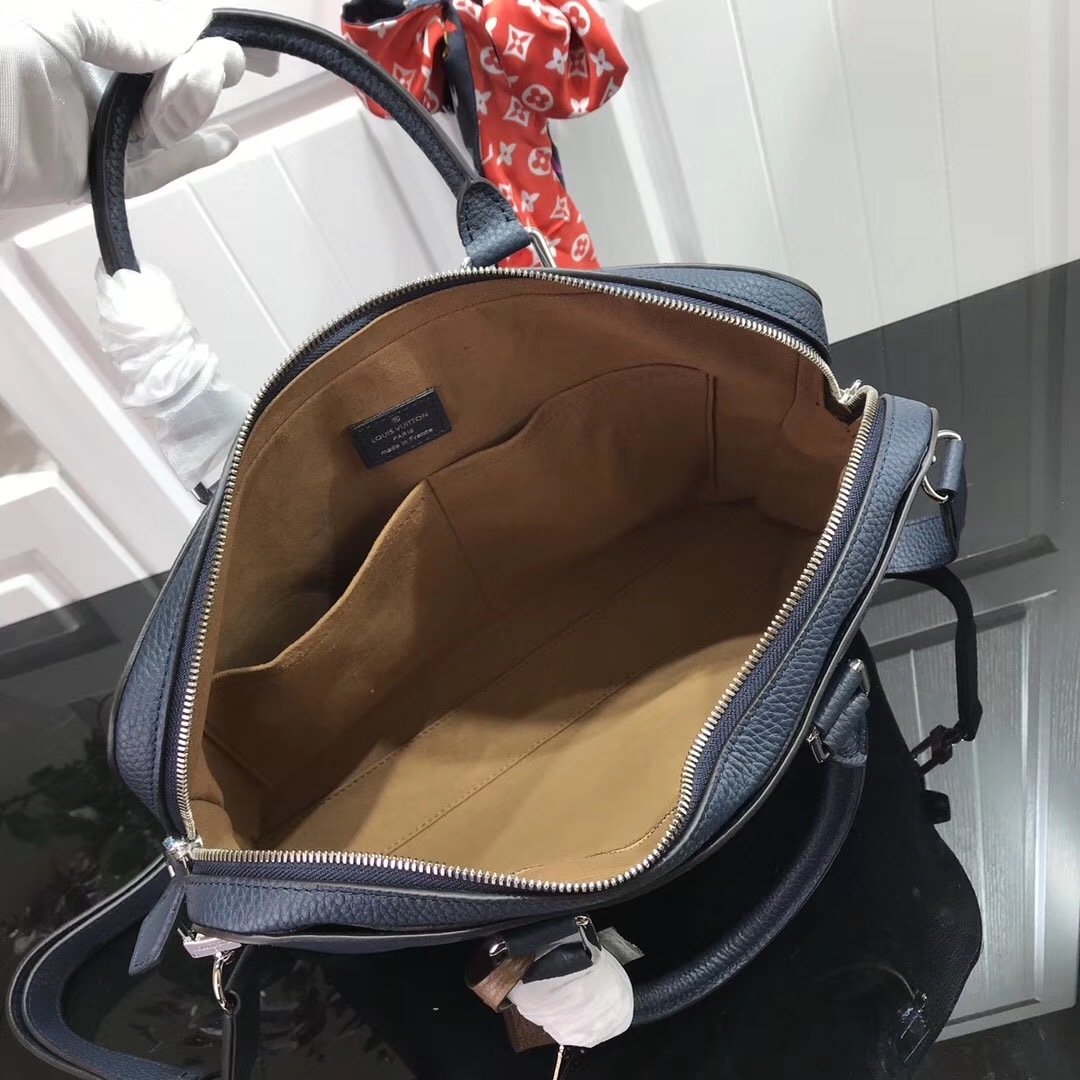 LV ARMAND BRIEFCASE M42680