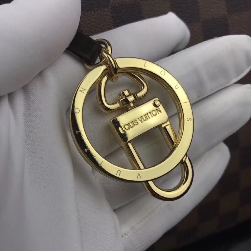 LV ARTSY MM BAG M40249