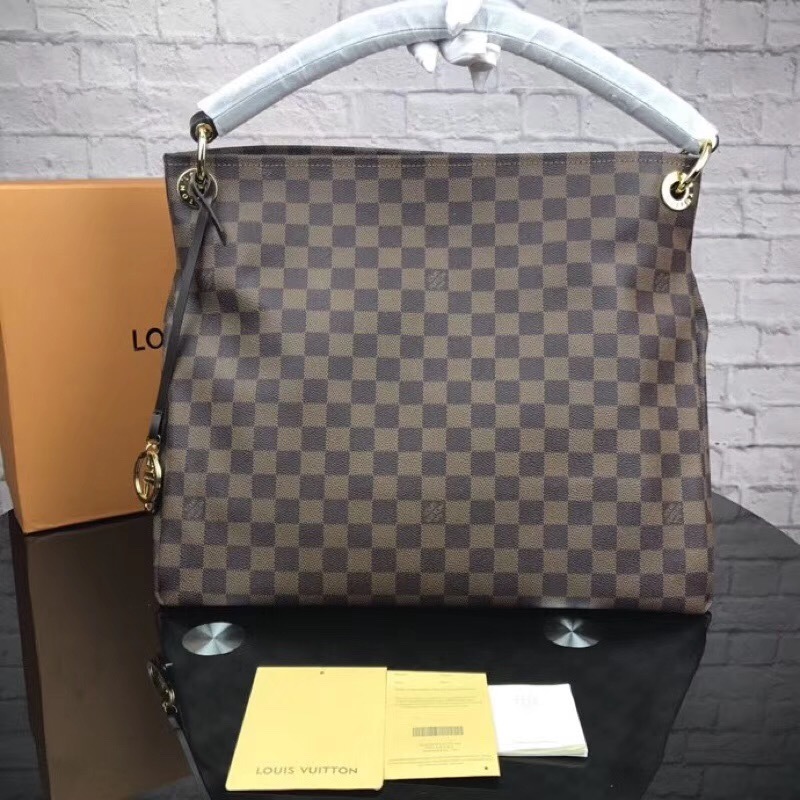 LV ARTSY MM BAG M40249