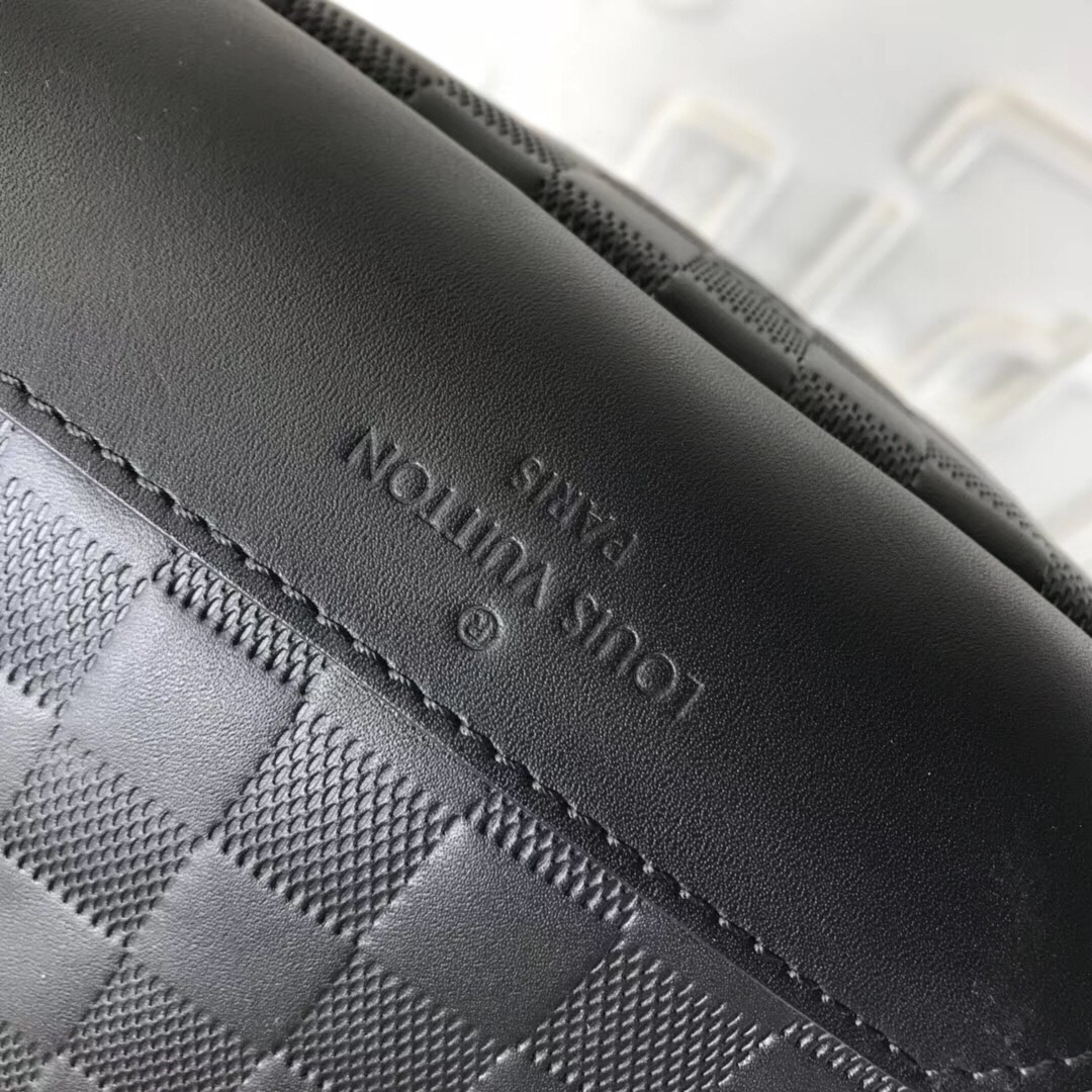 LV AVENUE BAG N41720