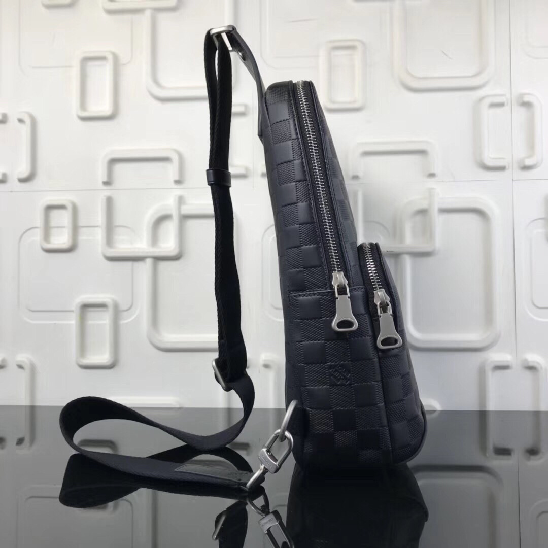 LV AVENUE BAG N41720