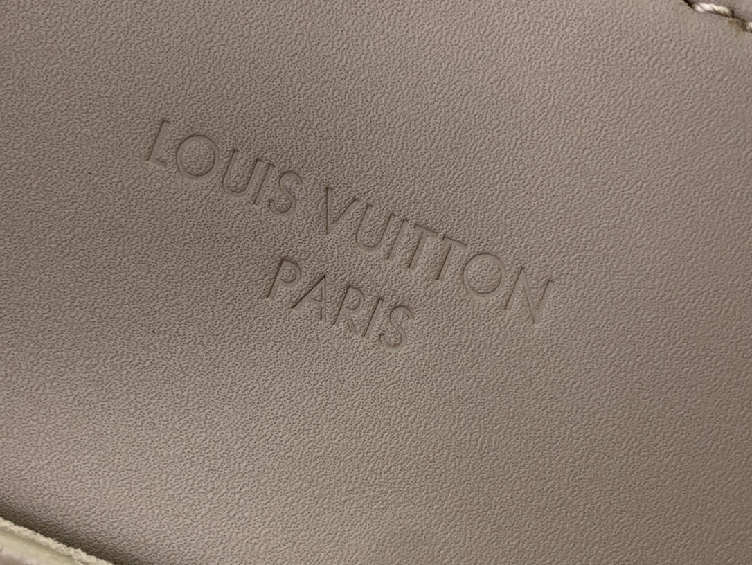 LV Avenue MM m25575 