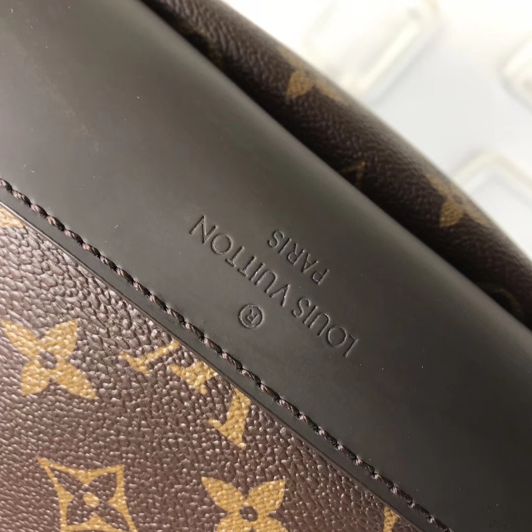 LV AVENUE Sling Bag  N41719