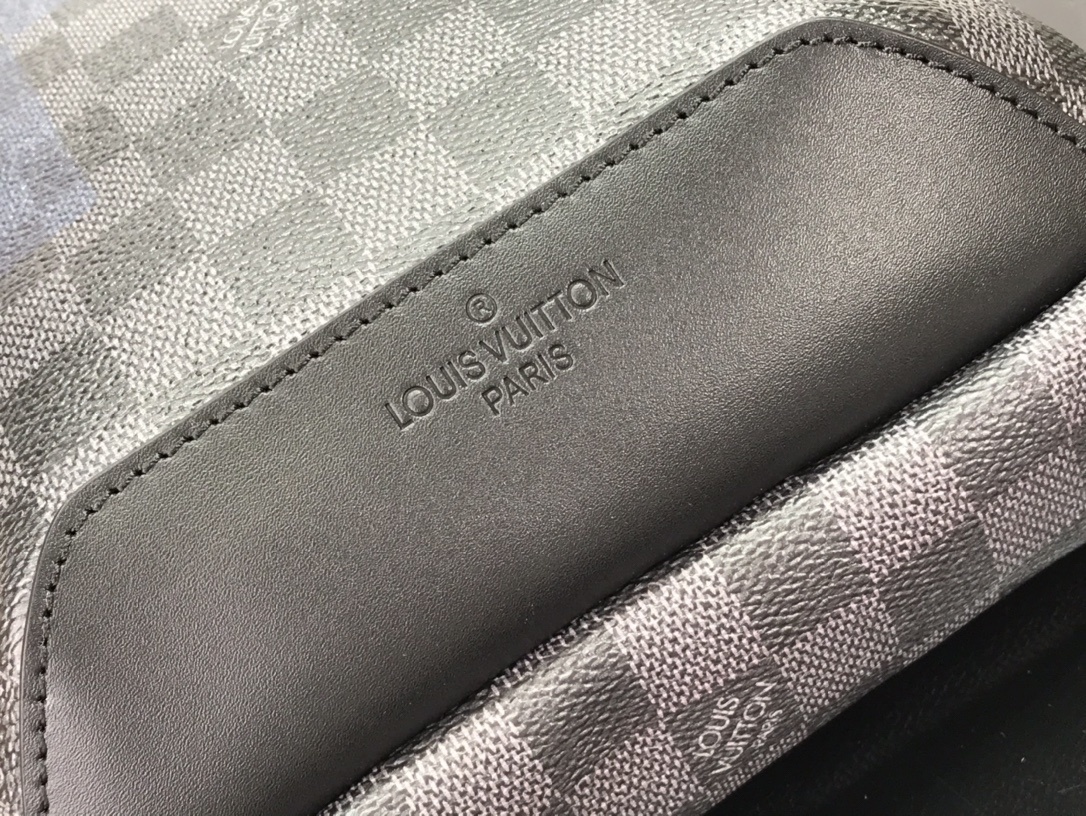 LV AVENUE SLING BAG N40403