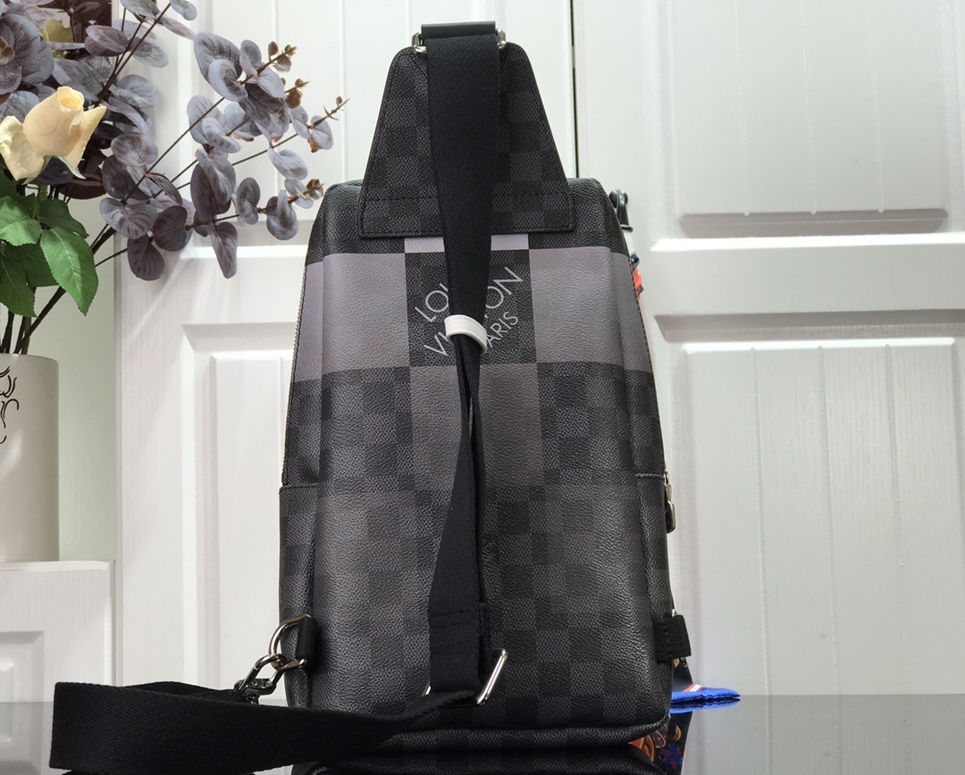 LV AVENUE SLING BAG N40403