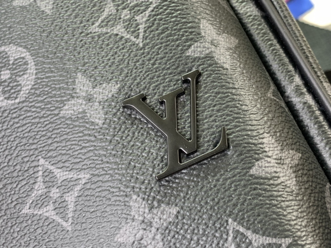 LV Avenue Slingbag PM M47137 