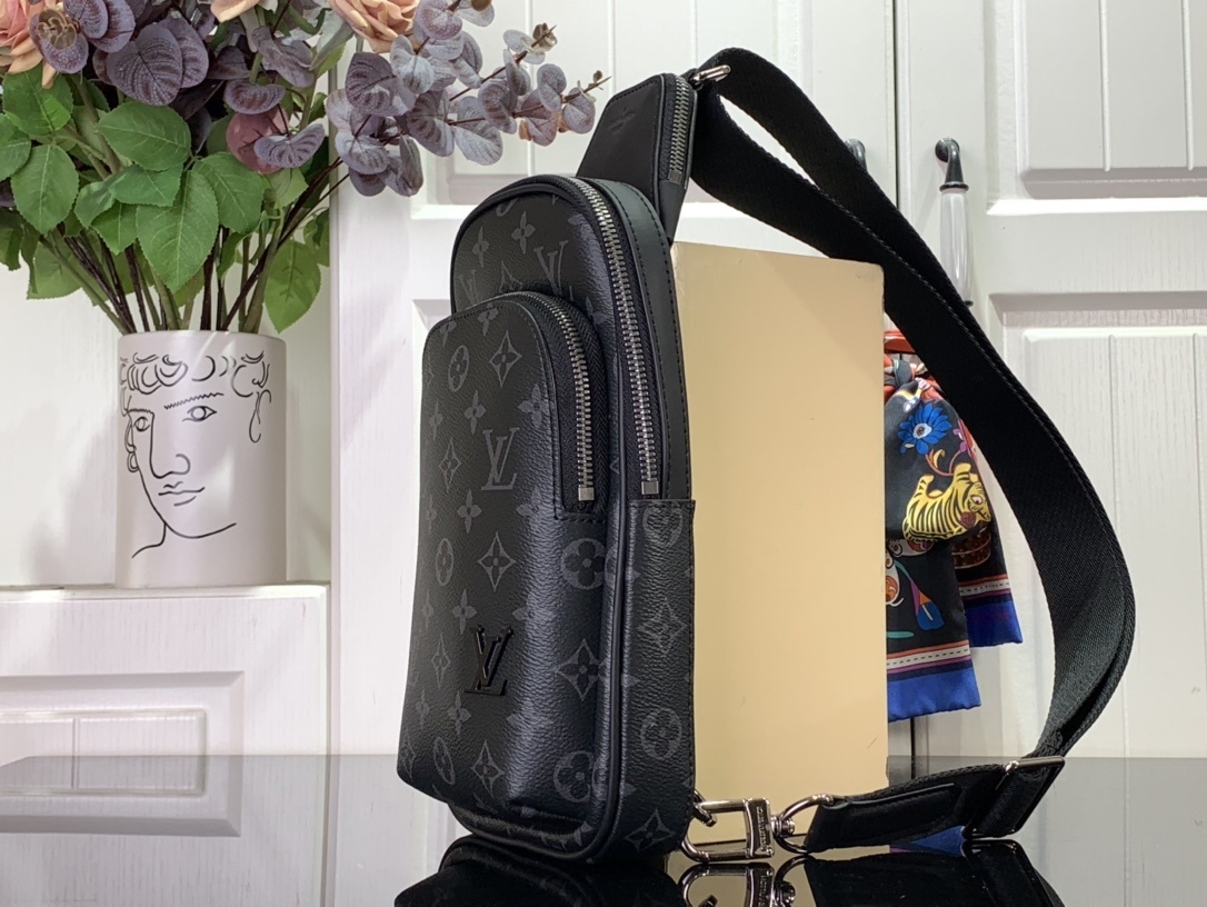 LV Avenue Slingbag PM M47137 