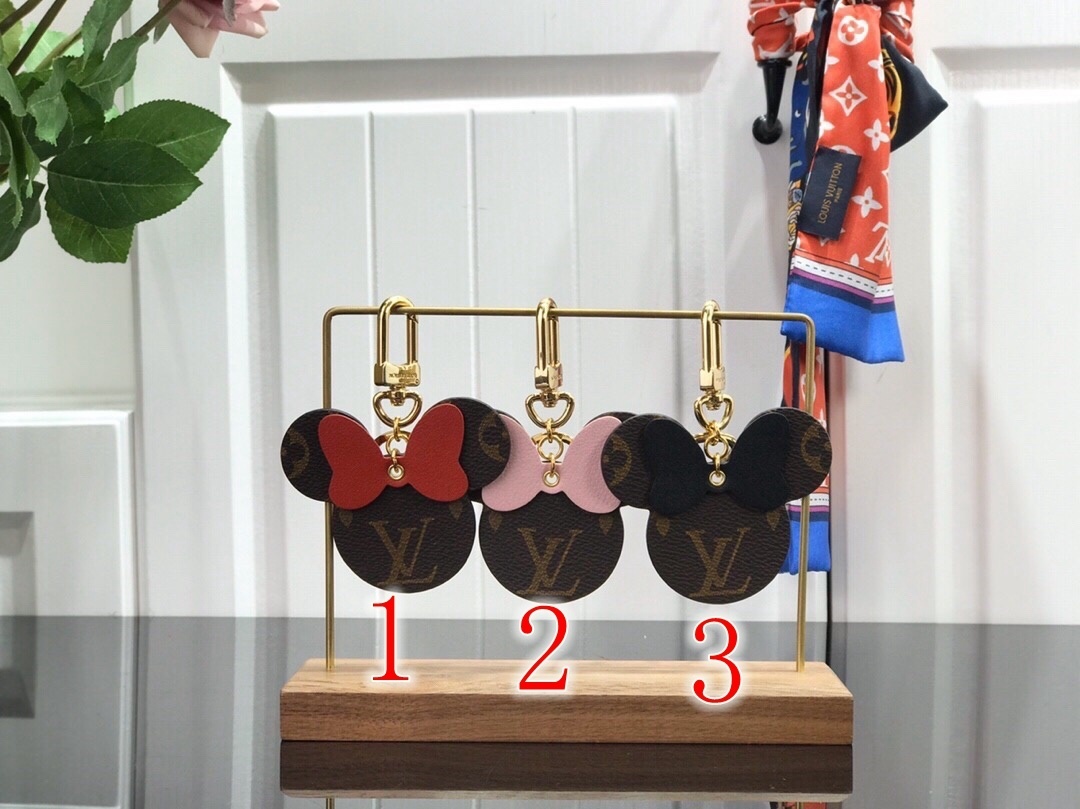 LV BAG CHARM AND KEY HOLDER 111128A