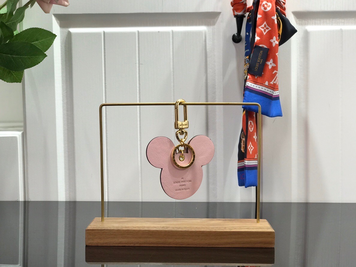 LV BAG CHARM AND KEY HOLDER 111128A