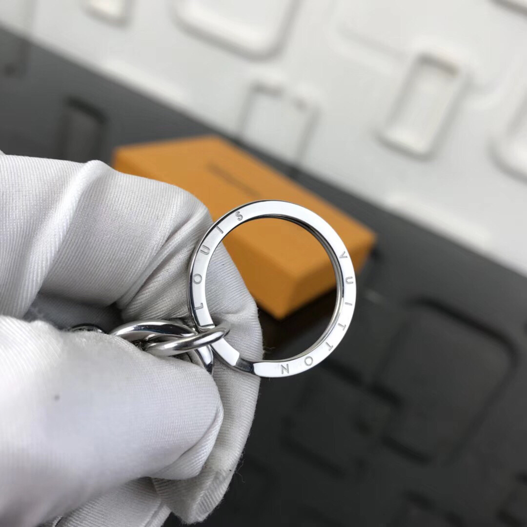 LV BAG CHARM AND KEY HOLDER M63759 