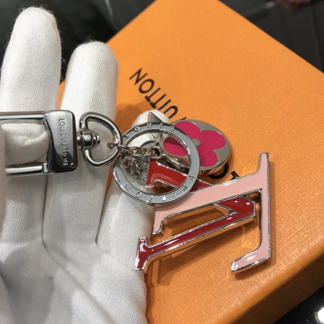 LV BAG CHARM AND KEY HOLDER M67286